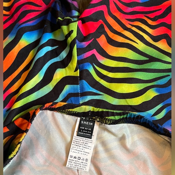 🔴SOLD~L SHEIN Neon Rainbow zebra print biker shorts. Black yellow red blue green - Picture 3 of 3